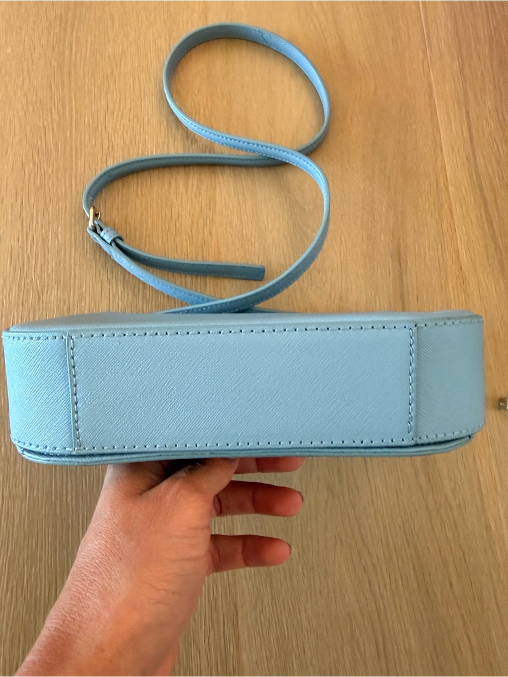 Kate Spade New York Light Blue Saffiano Leather Crossbody Bag Gold Hardware - Picture 4 of 15